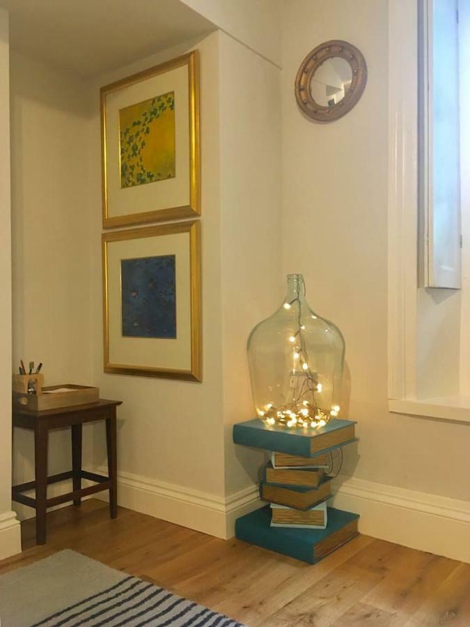 Beautiful 1Br Apartment In Historic St Aubin House Exterior foto