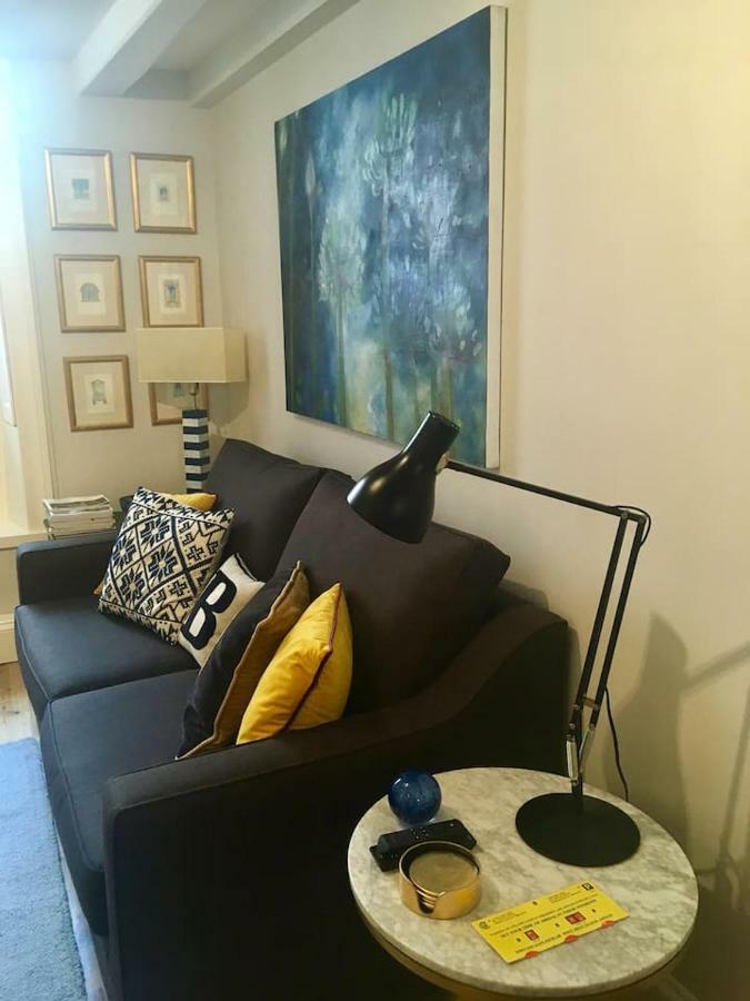 Beautiful 1Br Apartment In Historic St Aubin House Exterior foto